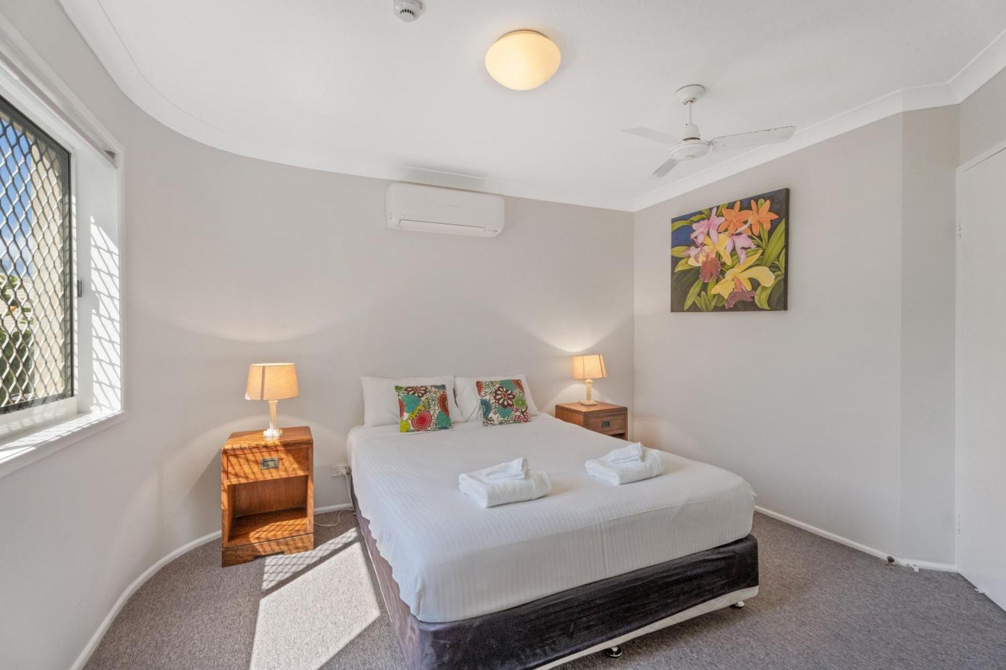 Aparthotel Charlton On The Esplanade à Hervey Bay Extérieur photo