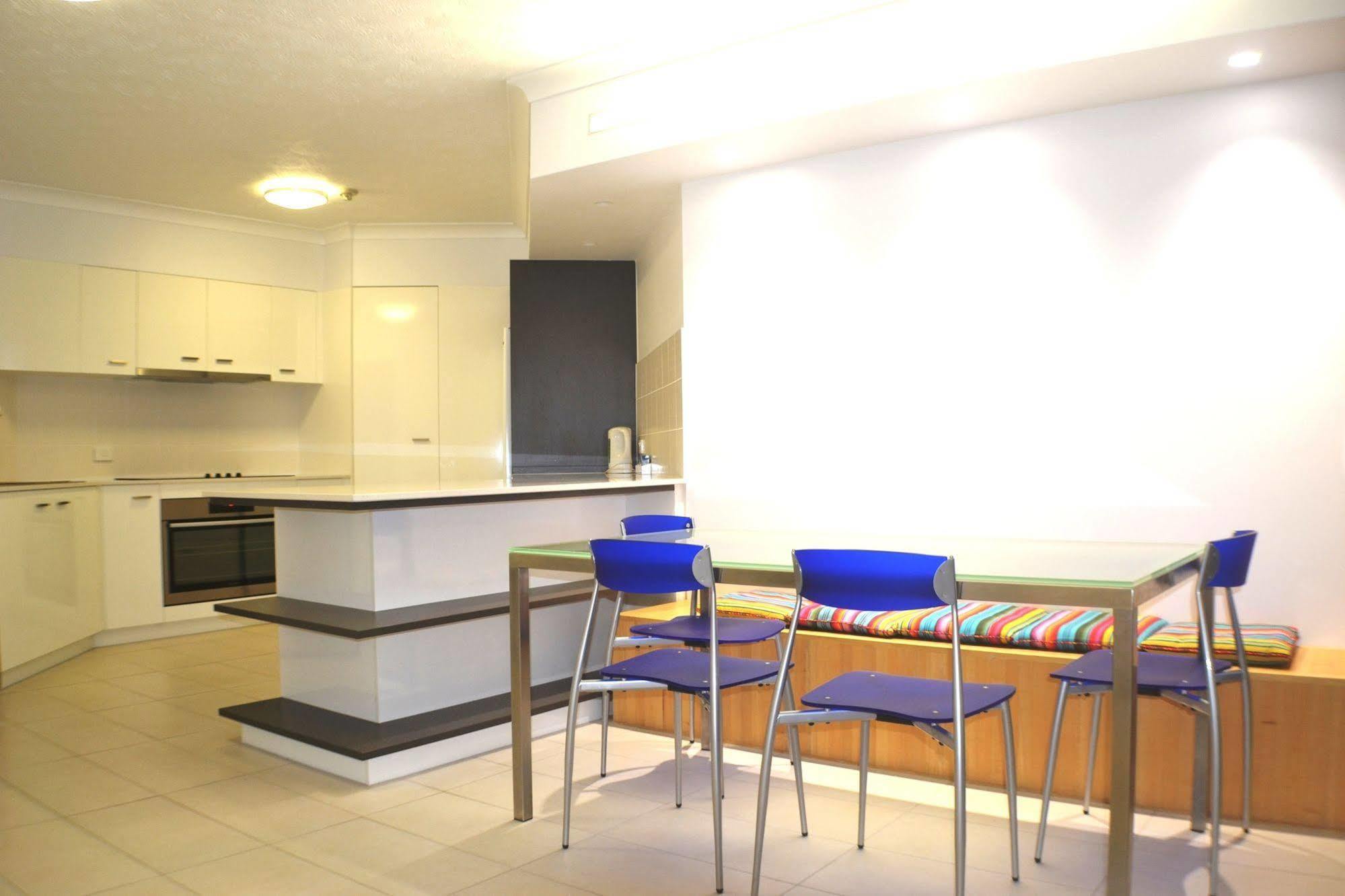 Aparthotel Charlton On The Esplanade à Hervey Bay Extérieur photo