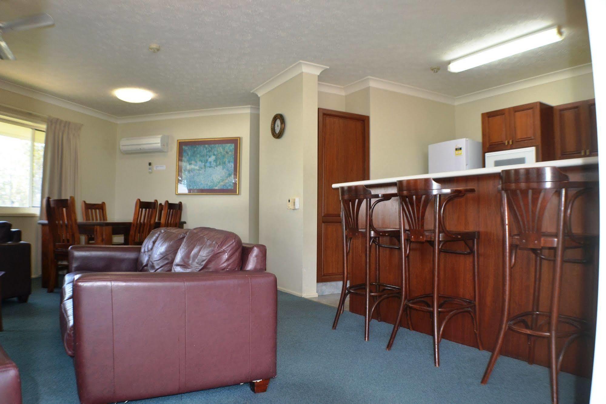 Aparthotel Charlton On The Esplanade à Hervey Bay Extérieur photo